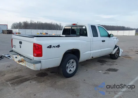 2007 Dodge Dakota Slt from USA, damaged, VIN 1D7HW42K07S136415